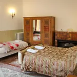 Chateau De Montaupin Bed & Breakfast 4*