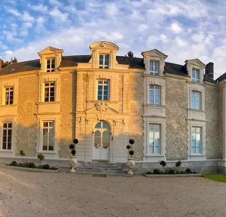 Chateau De Montaupin 住宿加早餐酒店