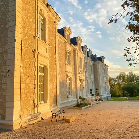 Chateau De Montaupin 4*