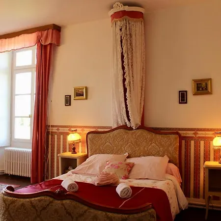Couette-café Château De Montaupin Oizé