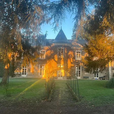Château De Montaupin Oizé