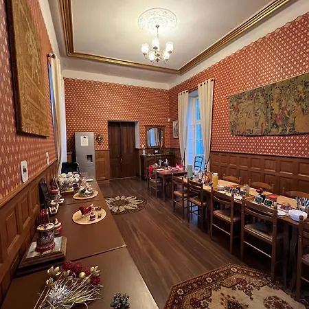 Château De Montaupin Couette-café Oizé