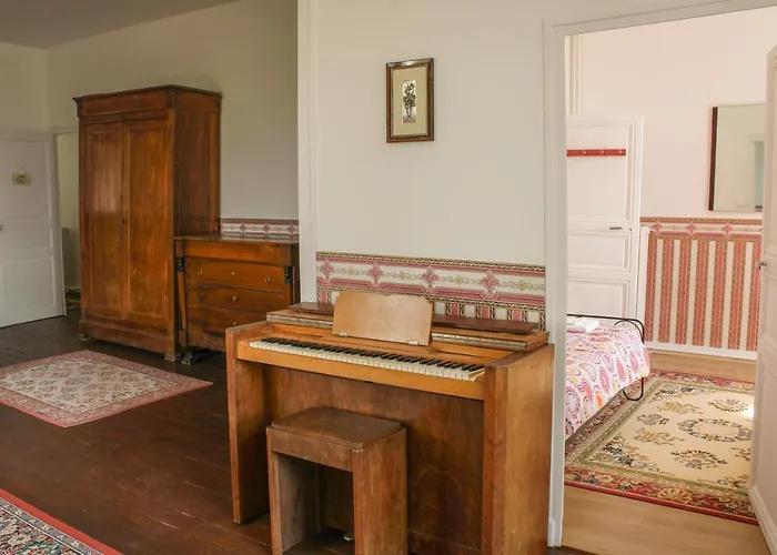 Couette-café Château De Montaupin Oizé