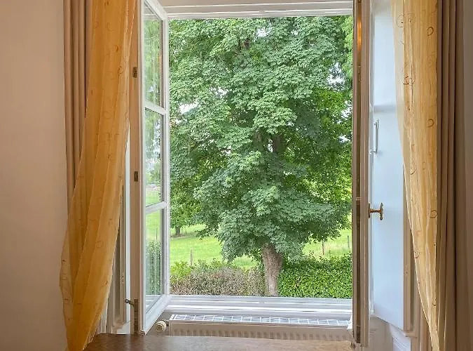 Château De Montaupin