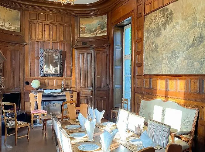 Chateau De Montaupin Oize