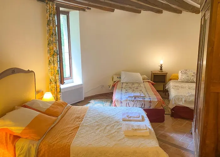 Chateau De Montaupin Oize