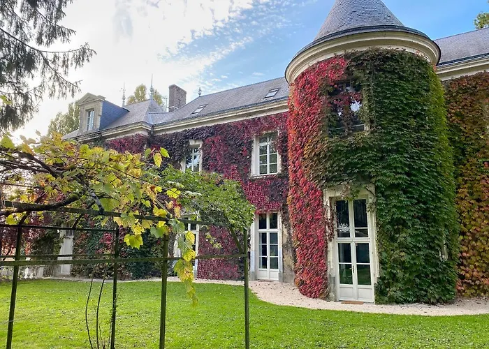 Château De Montaupin Oizé