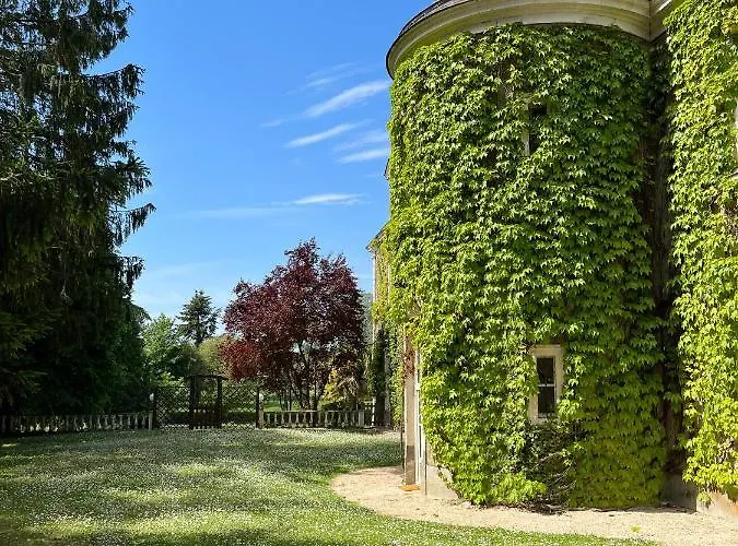 Château De Montaupin Couette-café
