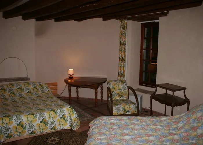 Château De Montaupin Couette-café Oizé